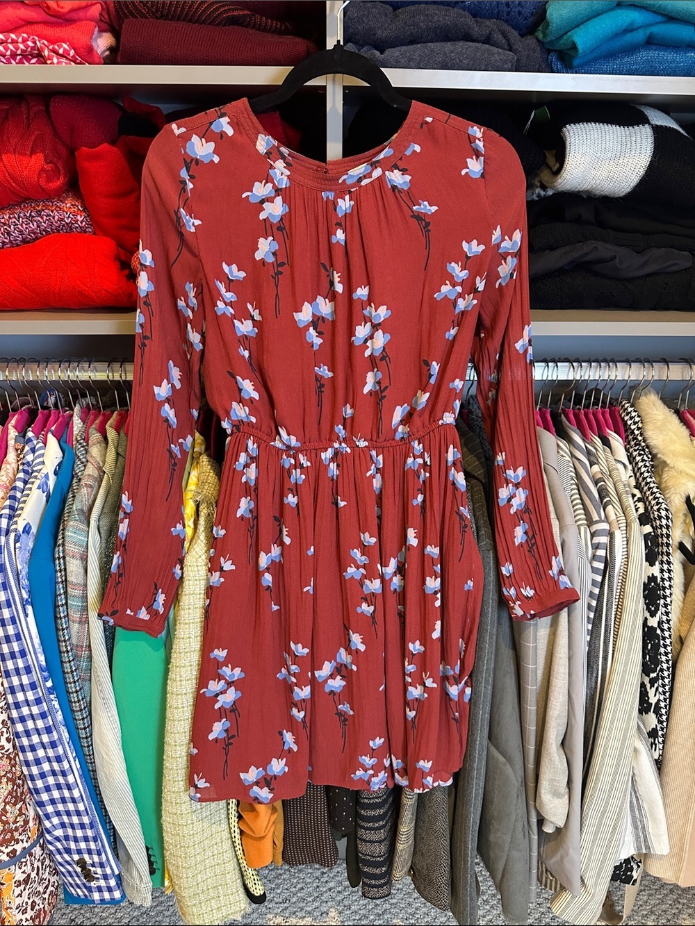 Loft brown/blue floral long sleeve back button elastic waistband lined dress S